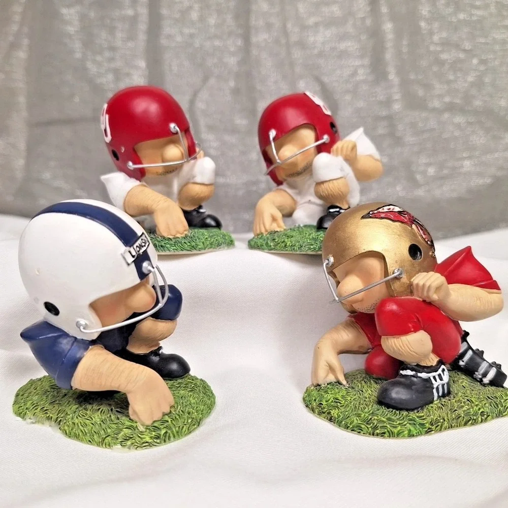 Vintage Kiwi Collection Tailgaters The Linemen‎ Football Figurines Lot of 4
